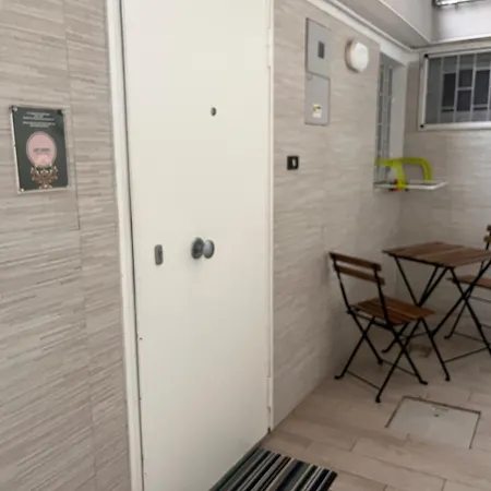 Loft Crispi Feriehus *